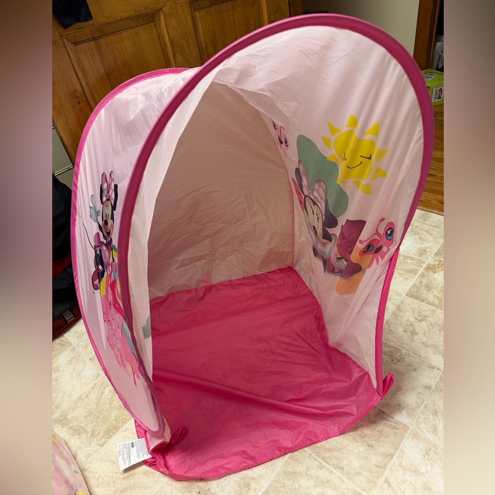 Disney Minnie Mouse Pink Playhouse Tent
